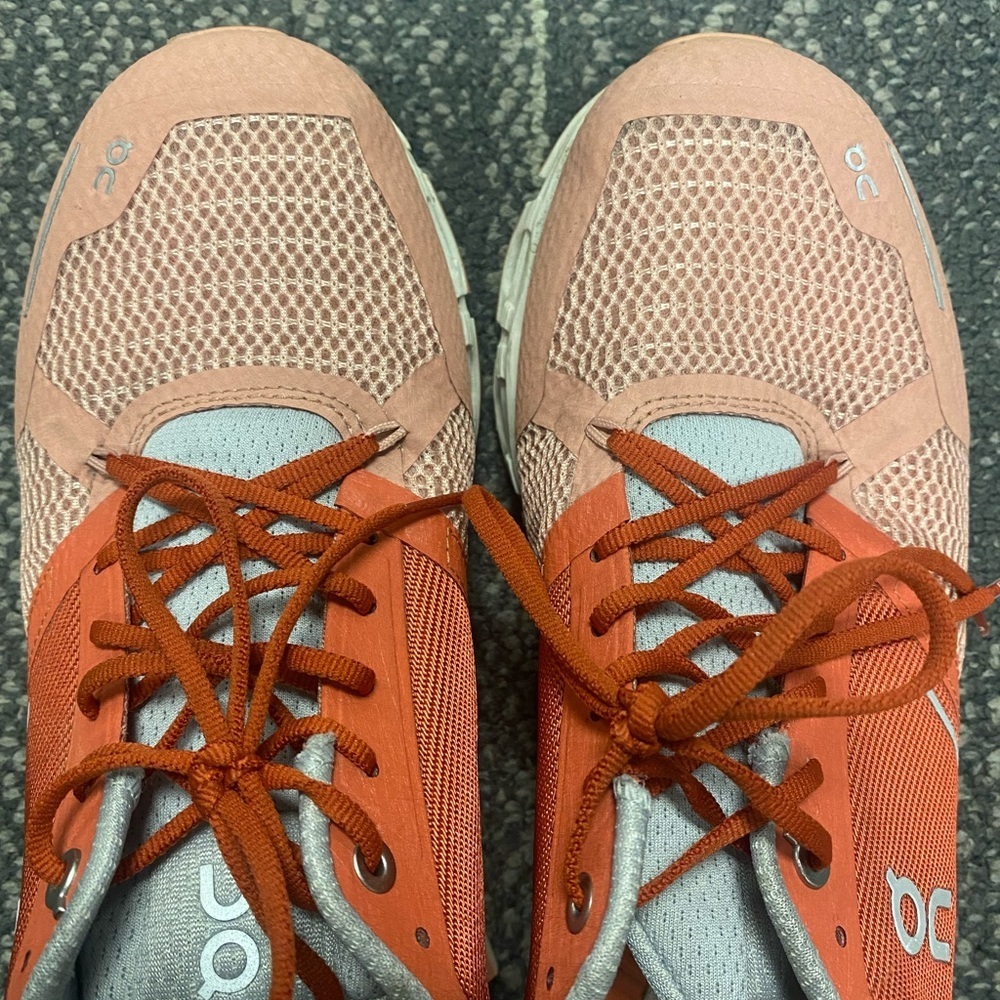 On Running Women’s Cloudflyer Shoes Ginger/White Size 10.5 - Picture 10 of 11